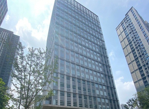 22"前灘東方廣場三期：上海浦東前灘甲級寫字樓租金多少錢"